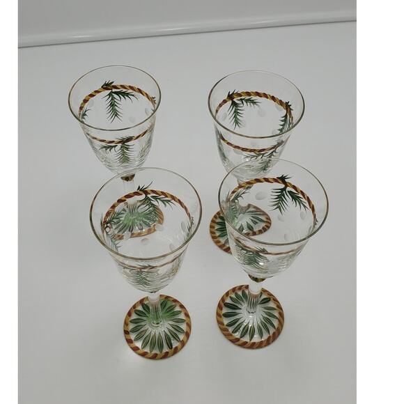 Hand Painted Christmas Wine Glasses With Etched Dots, Set of 4 - Picture 6 of 6